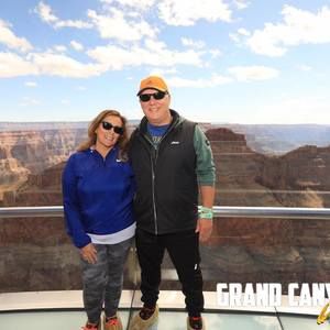 Meet your Posher, Dennis